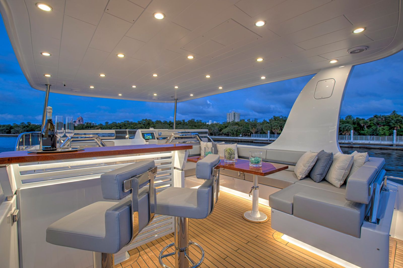 Vicem Cruiser 67 in Fort Lauderdale, FL - Exteriors