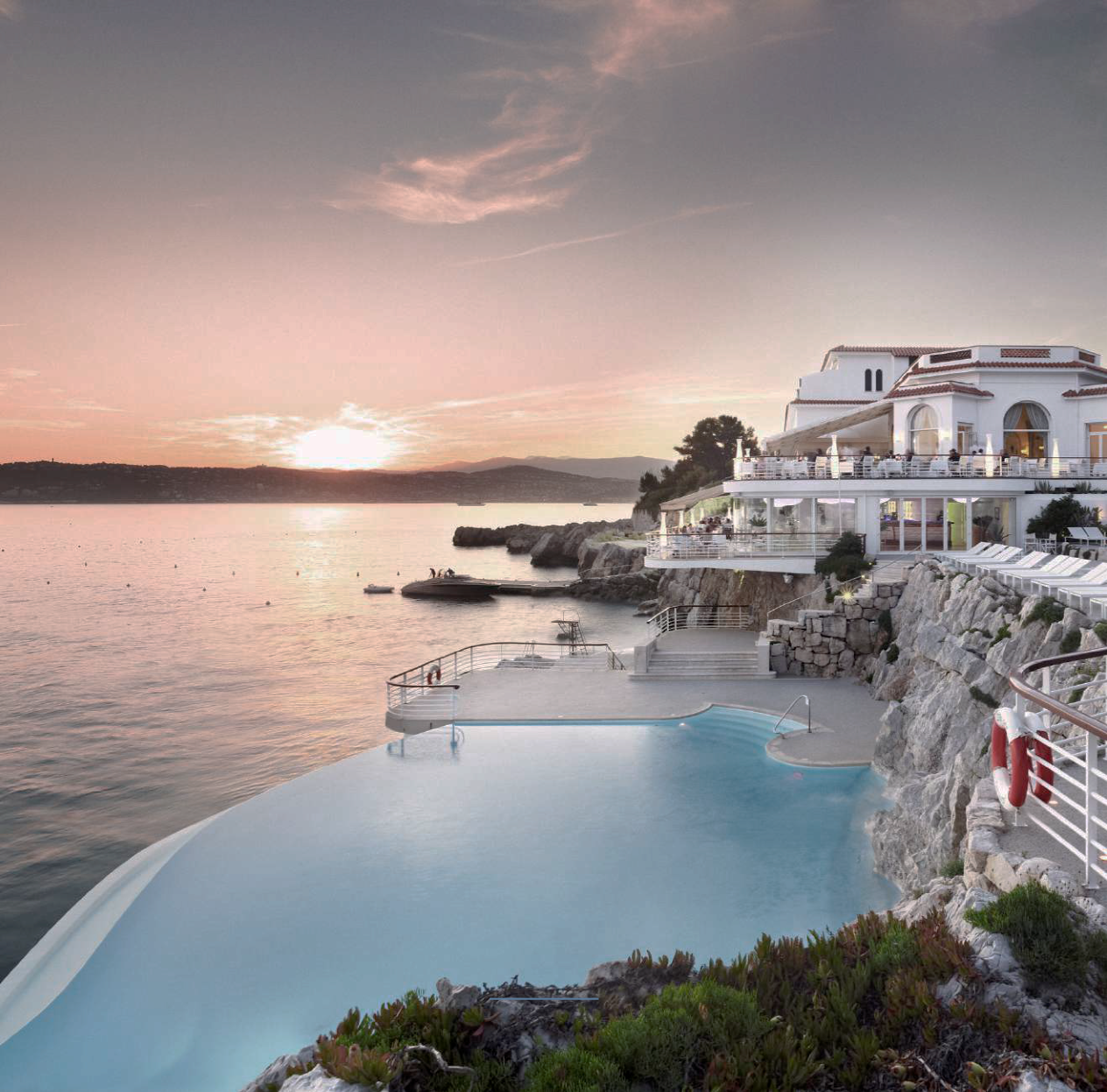Anastassiadis_Eden-Roc Restaurant_1