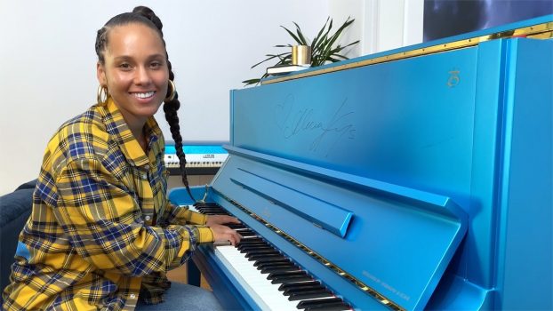 Steinway collabora con Alicia Keys per aiutare gli artisti attraverso MusiCares