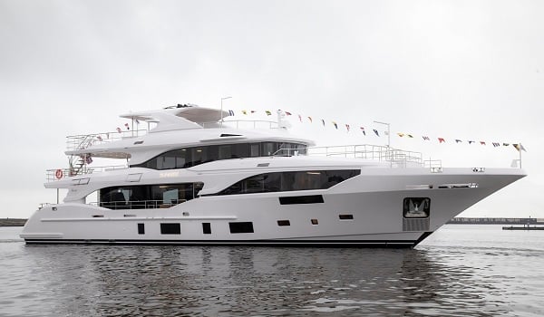 BENETTI LANCIERT M/Y SUNRISE MEDITERRANEO 116