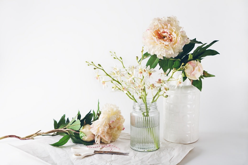 4 Clever Tips To Save On Your Stylish Wedding