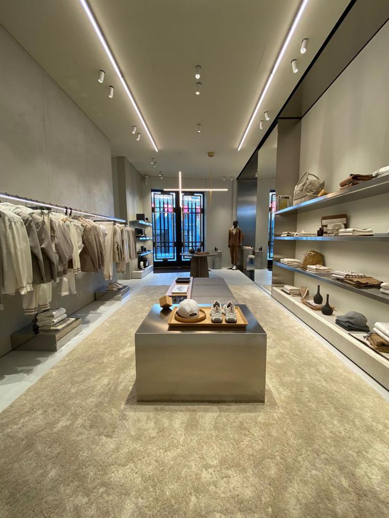 Eleventy Ginevra interno