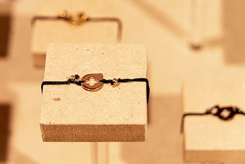 The josa bracelets as it appear in the shop Feelin Venice