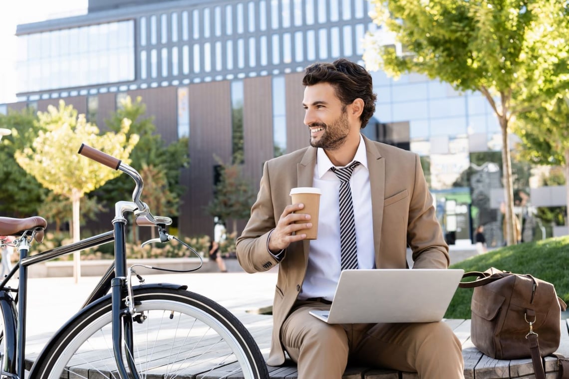 4 Tips On Choosing The Perfect Leather Laptop Bag