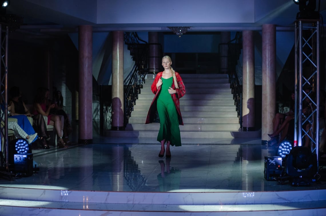 HNA-dress brand with Dance In Flowers collection
