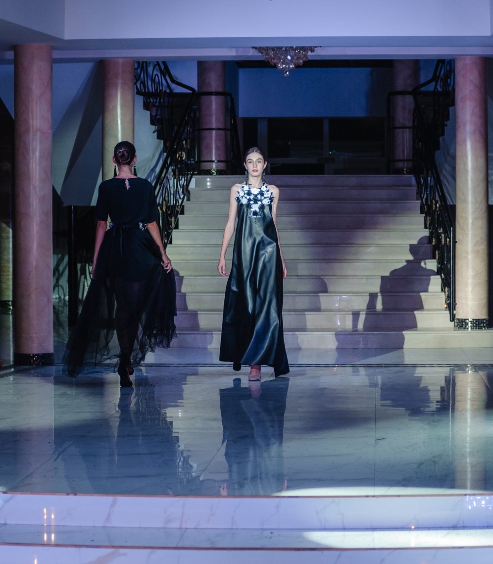 HNA-dress brand with Dance In Flowers collection