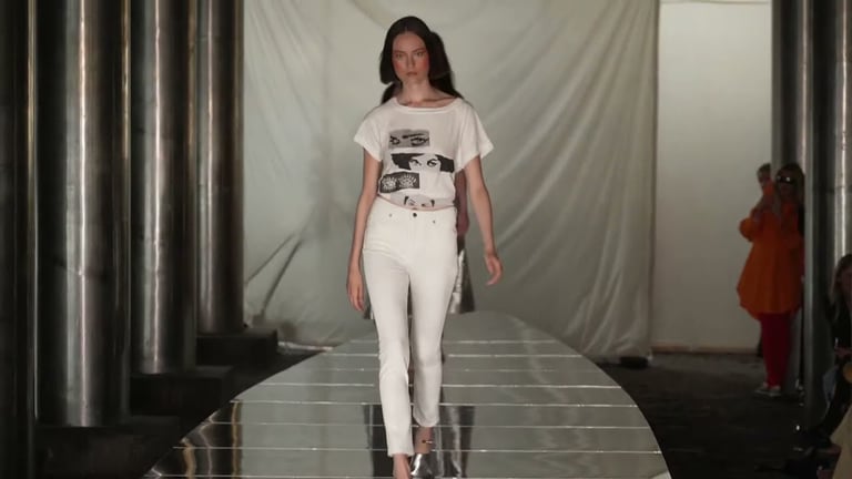 Desfile Rabens Saloner Primavera 2022
