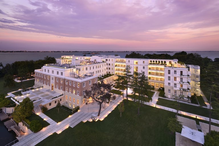 JW Marriott Venice Resort and Spa: facade seen from drone