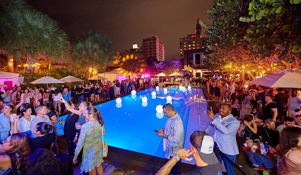 MARK RONSON LIGHTS UP THE NIGHT AT TASTE OF SLS SOUTH BEACH 11.11.21