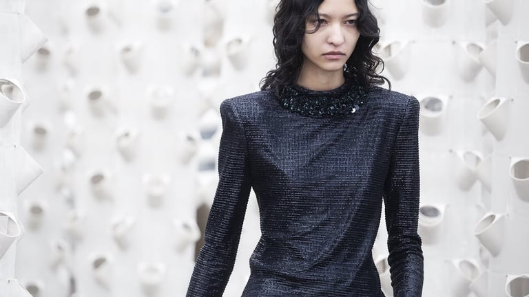 AZZARO COUTURE - Jan 24 2022