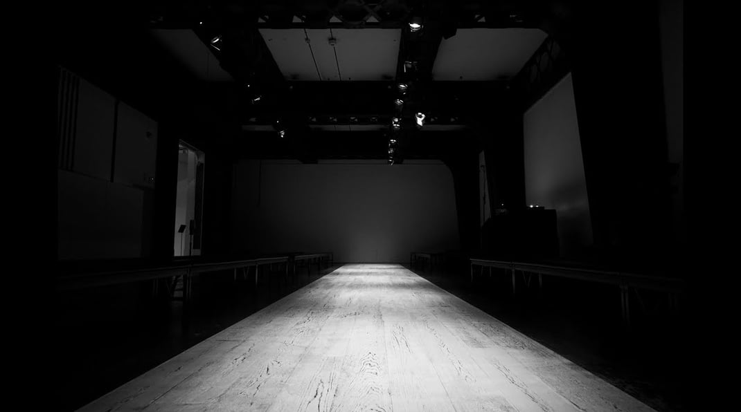 YOHJI YAMAMOTO pour homme A/W22-23 Show Footage