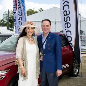 Rita Case y Daniel Hostettler, presidente de The Boca Raton