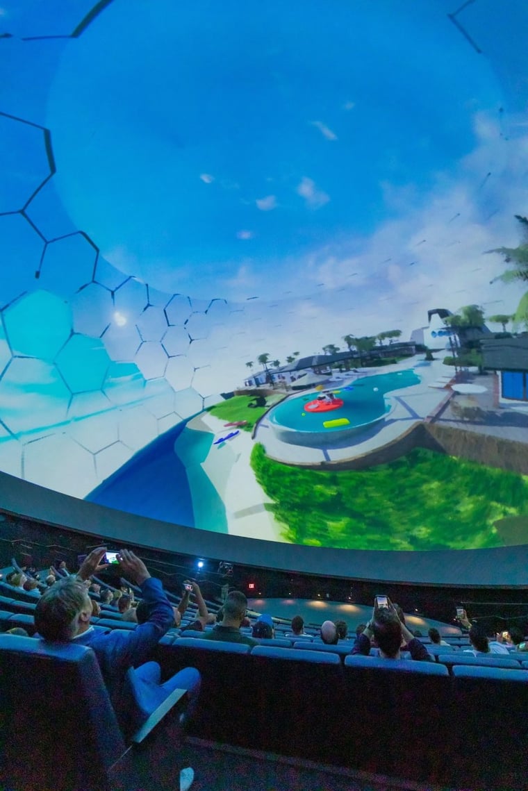 Virtual Experience in Planetarium