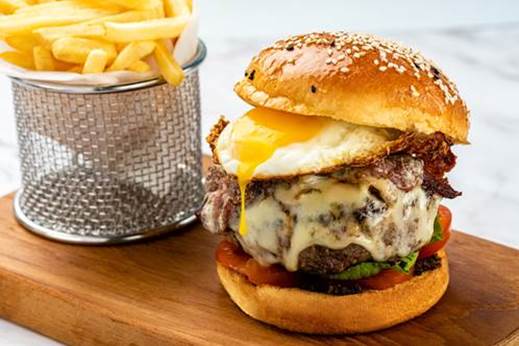 Vinya Table offre un'offerta di hamburger gratuiti