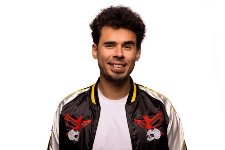 Afrojack And Black V Neck Release “Day N Night” Featuring R&B Star Muni Long