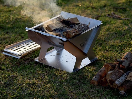6 Tips to Host an Outdoor Fall Party
