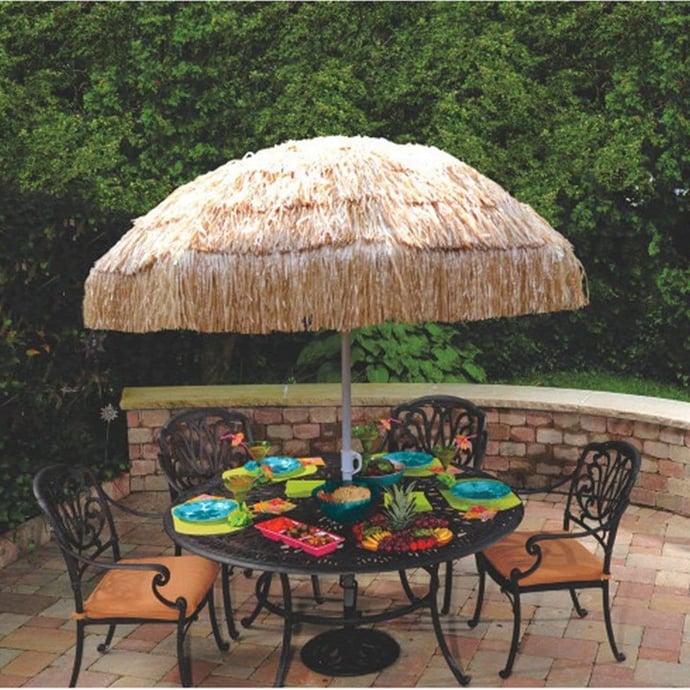 6 Tips to Host an Outdoor Fall Party