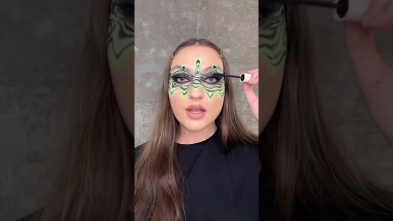 Maquillage d'Halloween inspiré des déchets toxiques ???? par @gabrxxrielle