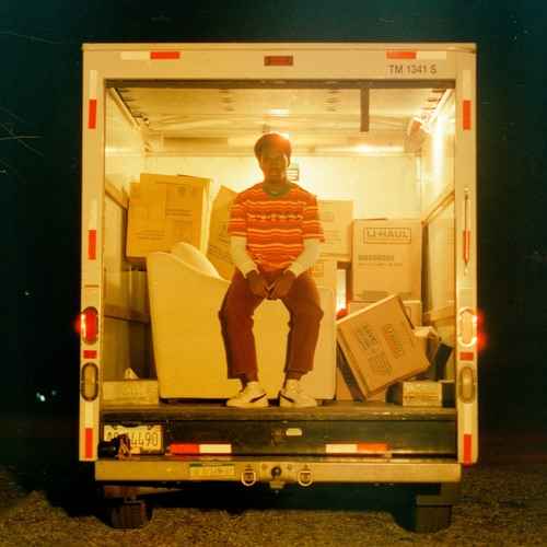 Miles. le da nueva vida a la música con el lanzamiento del nuevo video de “OXYGEN”.”