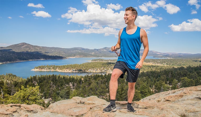5 Things Men Need To Keep In Mind Before Donning a Tank Top