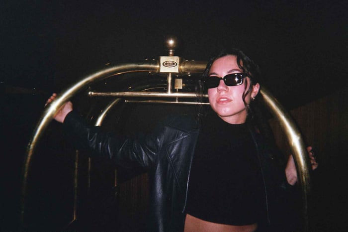 OLAN & QRTR team up on new Foreign Family Collective single