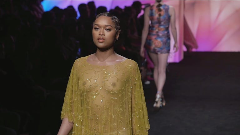 Talia Leigh alla Los Angeles Fashion Week organizzata da Art Hearts Fashion 2023