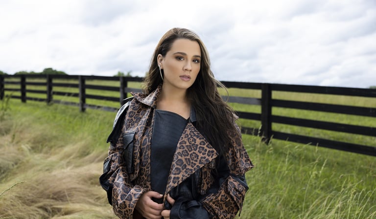 GABBY BARRETT ANNOUNCES HOTLY ANTICIPATED NEXT SINGLE “GLORY DAYS” OUT THIS JUNE