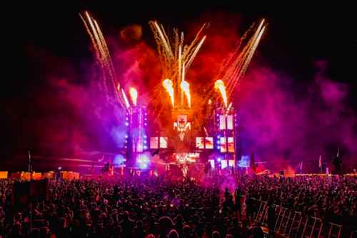 Heralded as one of the biggest Halloween electronic music festivals, Disco Donnie Presents (DDP) is excited to reveal that Freaky Deaky will be debuting in its new home in Austin, Texas for the 2023 edition. While sad to leave Houston behind, DDP is excited for this new venture at Austin’s Travis County Expo Center. To celebrate the move, Freaky Deaky will be having a moving sale on Wednesday May 3 at 10AM CT, offering fans a very limited supply of two day GA passes for just $99. Known for being the most haunted event of the season, Freaky Deaky always delivers a sinister soundtrack provided by the scene’s most devious DJs, with past headliners including Deadmau5, Excision, Kaskade and CloZee. At Freaky Deaky fans get to experience the larger than life spooky stage productions and incomparable sound design, along with a variety of characters as well as stilt walkers who interact with the crowd. DDP is committed to giving back; their philanthropic history in Texas is deeply rooted in communities that they consider family. Freaky Deaky has made donations to local groups, including $10,000 to the Houston Food Bank and $10,000 to the Texas Association of First Responders. More details on the lineup will be coming soon, but in the meantime, get ready for two nights of chills and thrills with all of your friends and freaks in Austin at this year’s Halloween celebration!