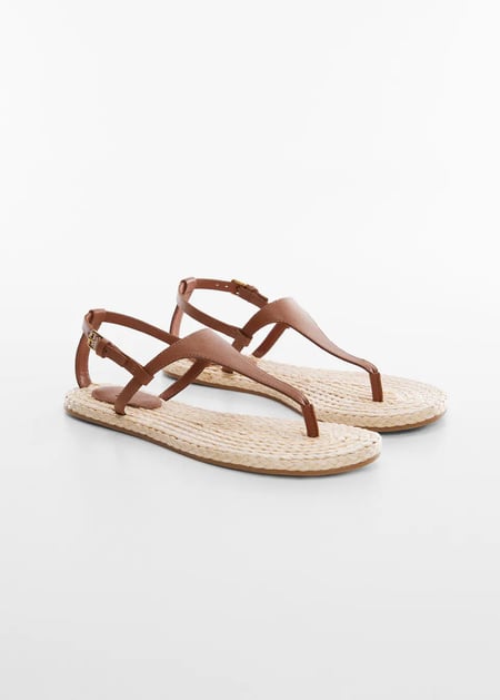 Leather sandals with straps
