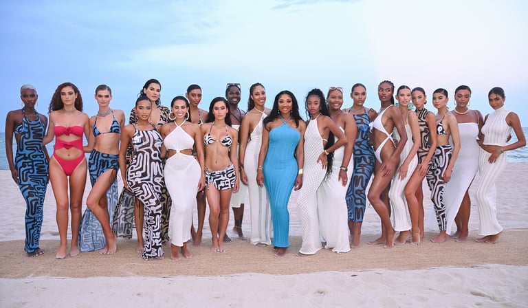 Sfilata della collezione Matte al Paraiso Miami Beach 2023
