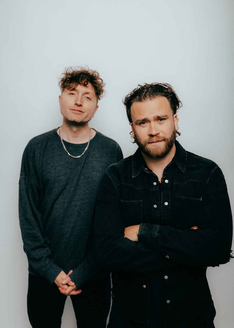 Young Bombs Unleashes Intoxicating New Single, 'Let You Down'