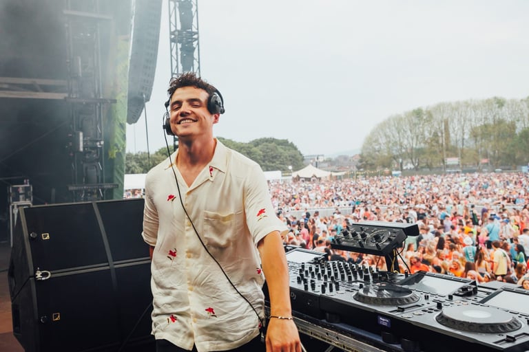 KC Lights & Låpsley Release Video To Hottest Record In The World 'Better Tim