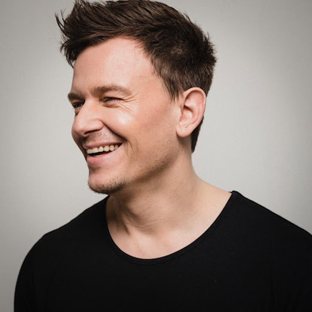 ABOUT FEDDE LE GRAND