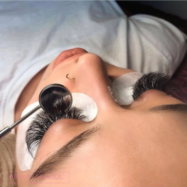 Sécurité et hygiène des extensions de cils : garantir le bien-être de la cliente