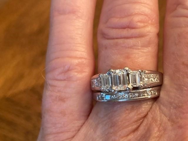 Sparkling Savings ith Designer and Ethical Pre-Owned Engagement Rings