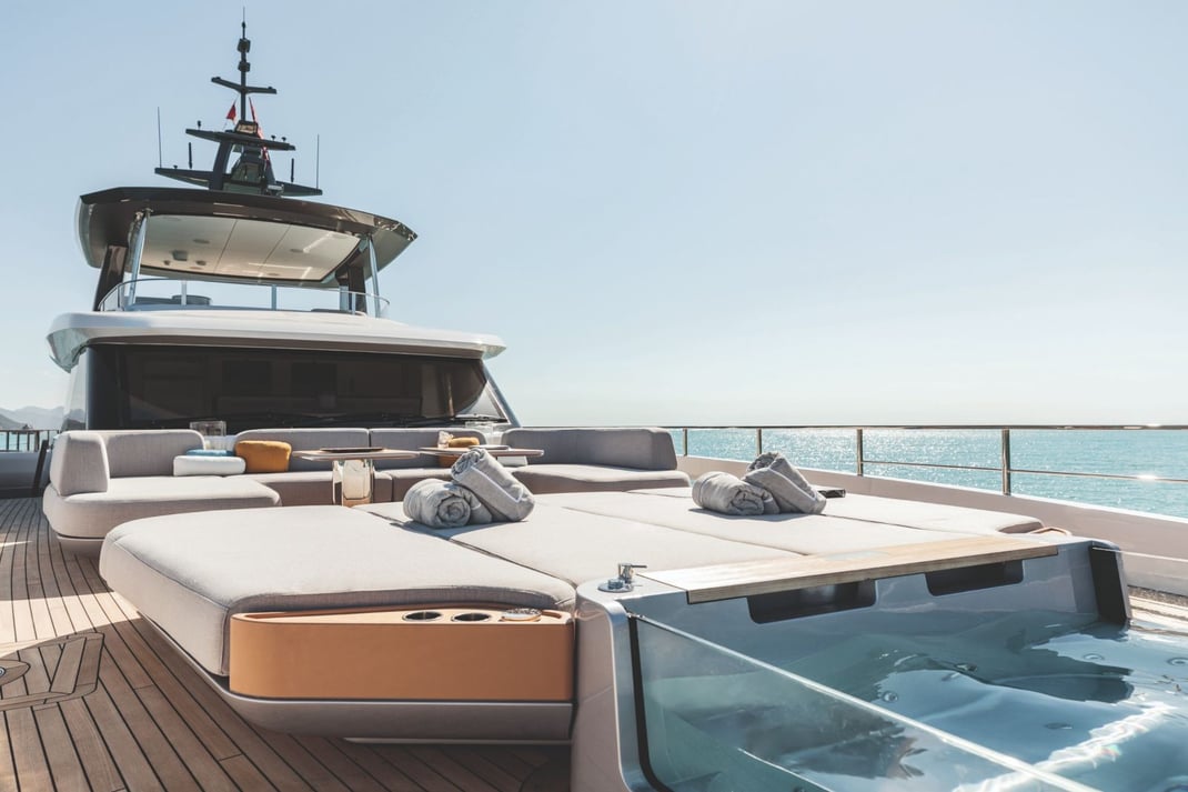 L'Azimut Grande 36M reçoit les plus grands honneurs au salon nautique international de Fort Lauderdale