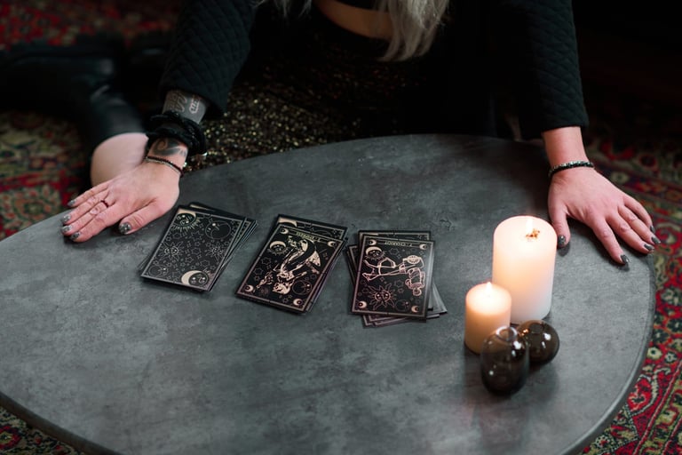 Get Insights into Your Destiny with a Free Card Tarot Reading