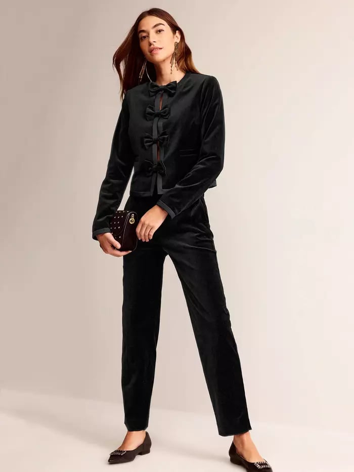 Discover the Top 20 Lightweight Jackets for Women to Elevate Your Fall Look