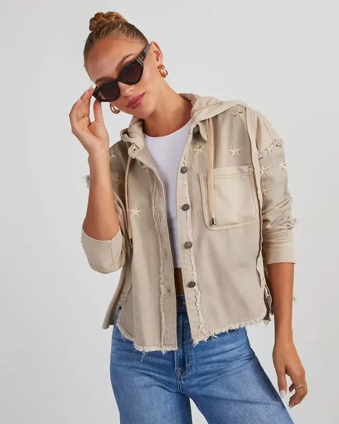 Discover the Top 20 Lightweight Jackets for Women to Elevate Your Fall Look