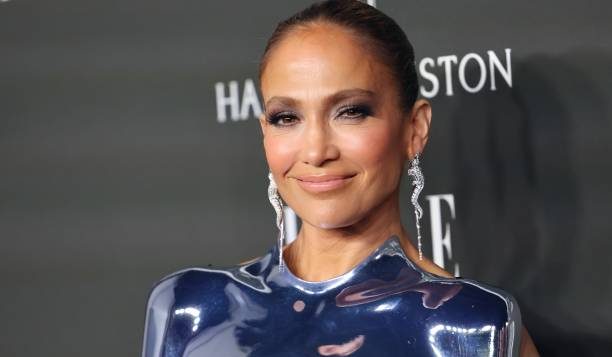 Jennifer Lopez premiata al 2023 ELLE Women in Hollywood Awards