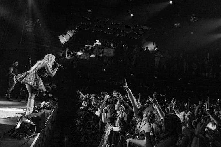 Megan Moroney Brings Charm To Nashville’s Brooklyn Bowl For Her Sold-Out The Lucky Tour
