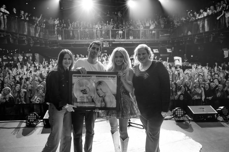 Megan Moroney Brings Charm To Nashville’s Brooklyn Bowl For Her Sold-Out The Lucky Tour