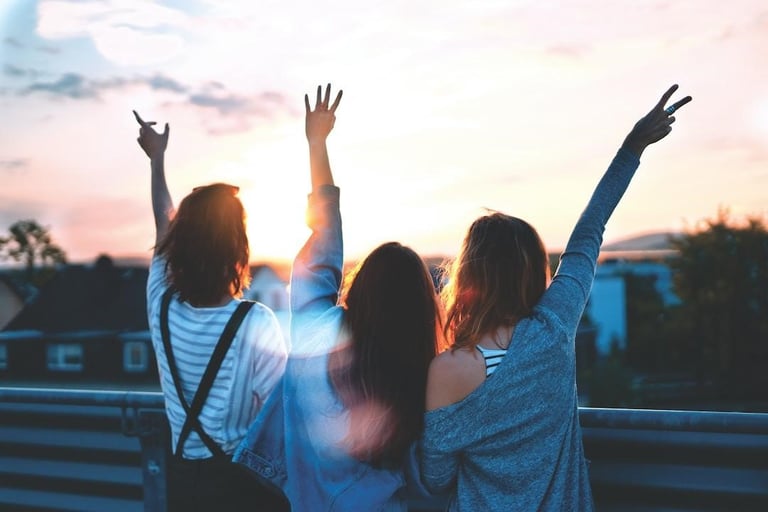 Tipps und Tricks, wie du Zeit für deine Freunde im College findest