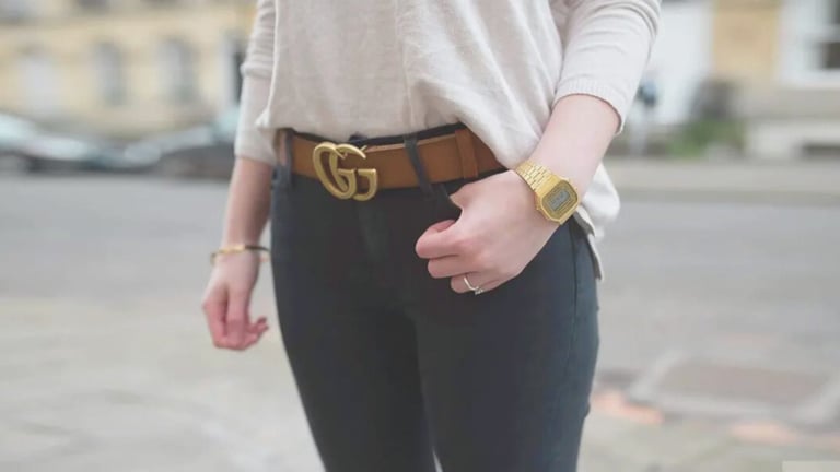 Scoprite il massimo della versatilità con le cinture occidentali da donna delle migliori marche di designer