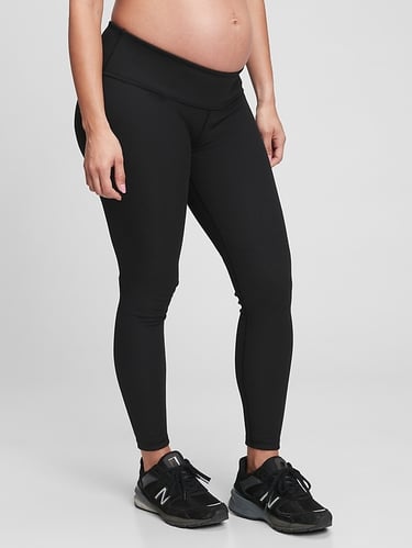 Maternity GapFit Blackout Under-Belly Capris