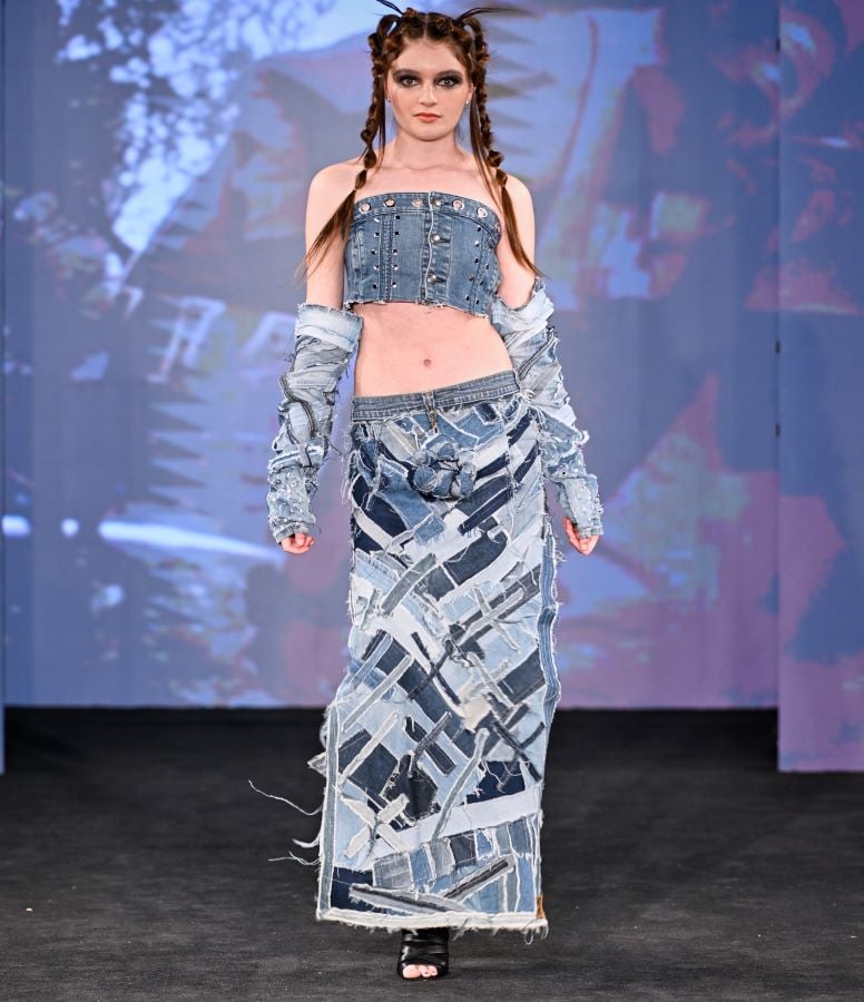  Bad-Pink-Makes-a-Bold-Statement-at-Art-Hearts-Fashion-2024