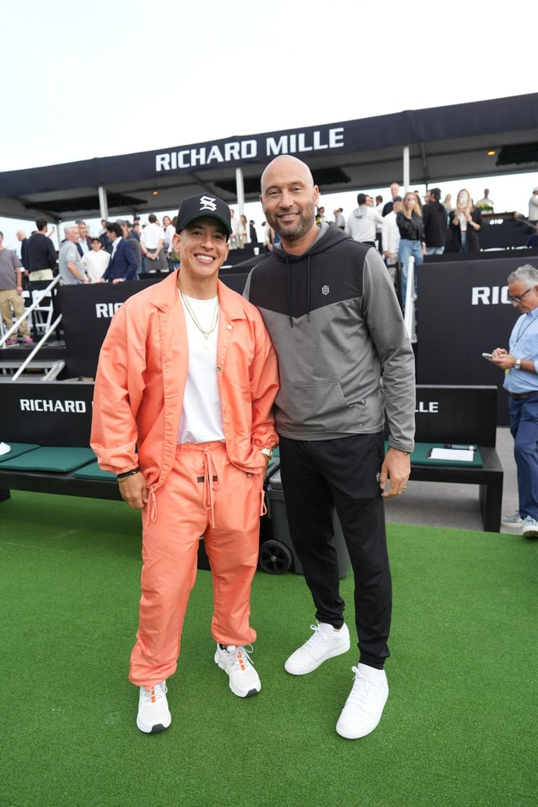 Daddy Yankee and Derek Jeter (Photo Credit_ Omar Vega) (1)