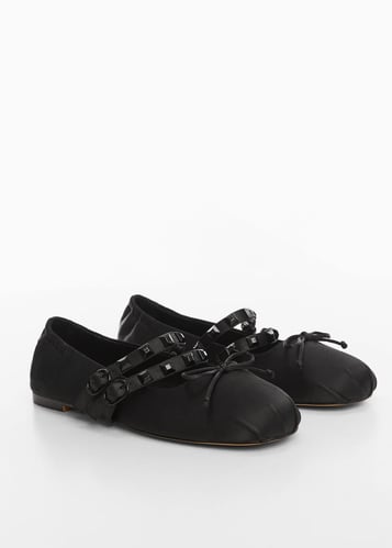 Ballerine in raso con borchie