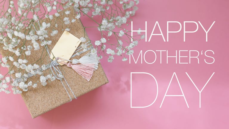 Guida ai regali per la festa della mamma: come renderla davvero speciale