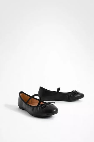 DETTAGLIO FIOCCO, CINTURINO ELASTICO, BALLERINE, PORTOCHI